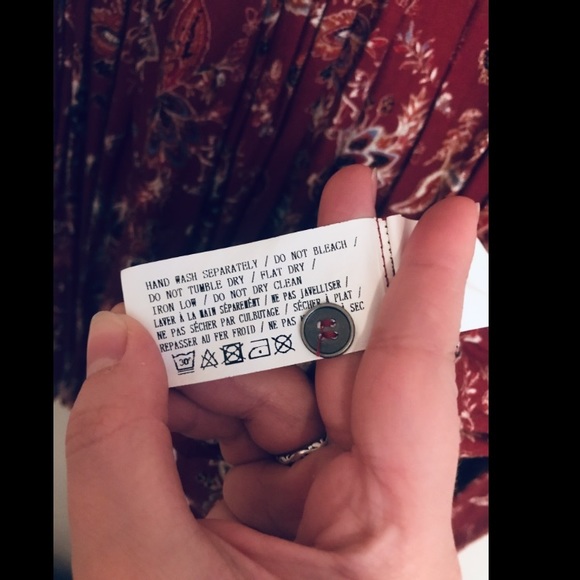 Altar’d State Brick Red Paisley Boho Peasant Top. - Picture 6 of 7